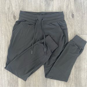 Lululemon Ready to Rulu Joggers size 6 Graphite Grey